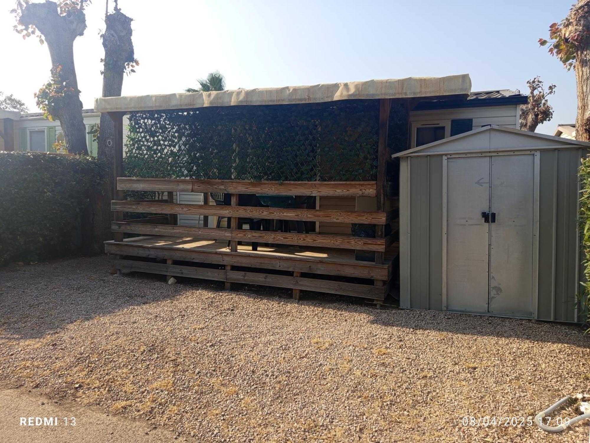 Vacances Familiales Dans Camping Avec Piscine Frejus Room photo